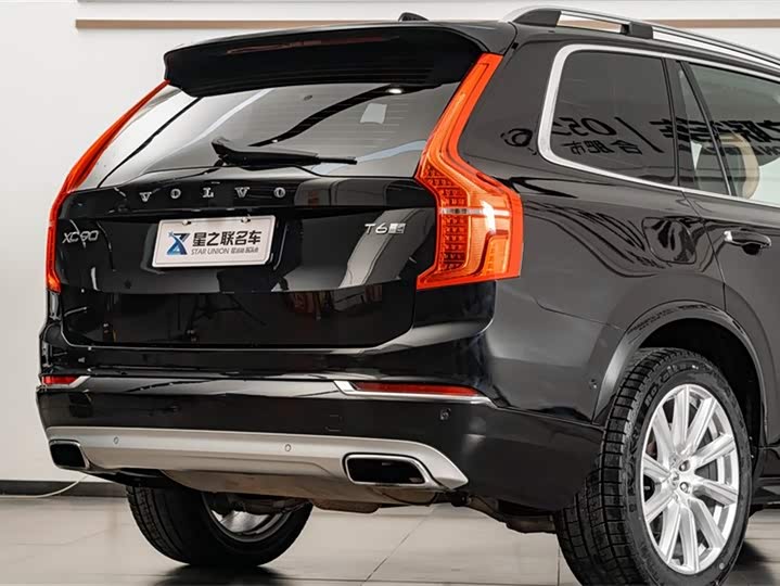 Volvo XC90 2018 T 6 7 — фото 8
