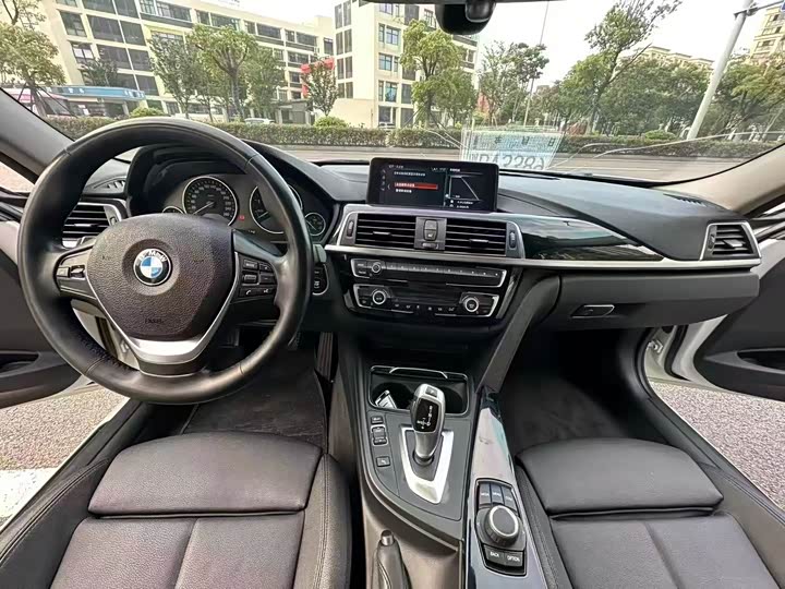 BMW 3 Series 320Li стиль — фото 5