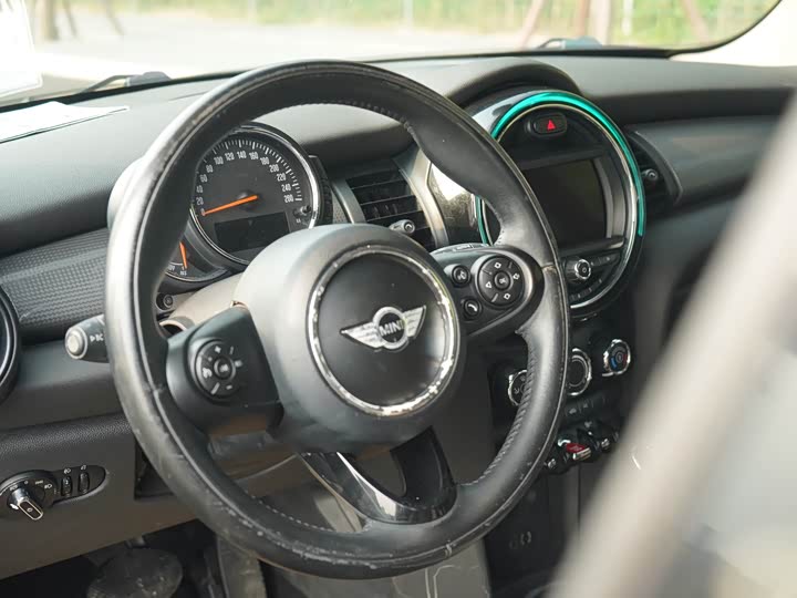 MINI Hatch — фото 11