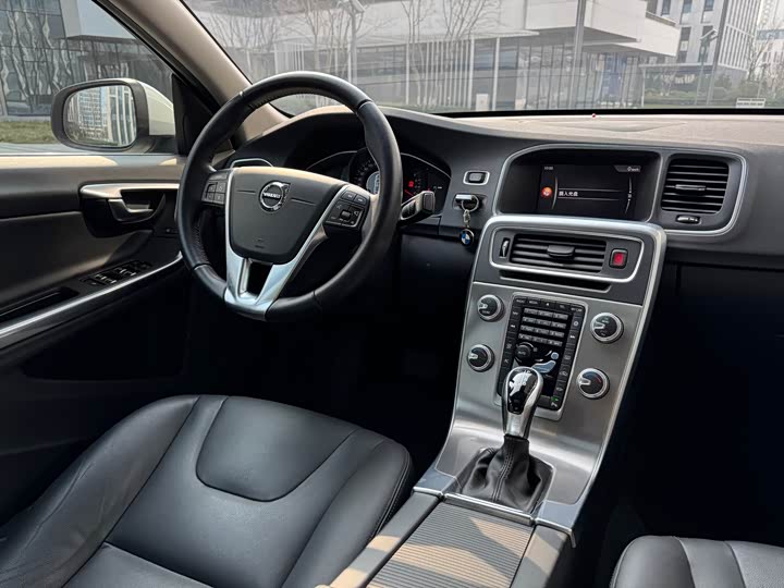 Volvo S60 2018 S 60 L T 3 — фото 19