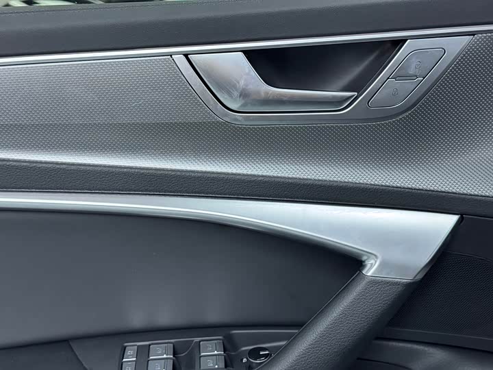 Audi A6L 45 TFSI избранная динамик — фото 18