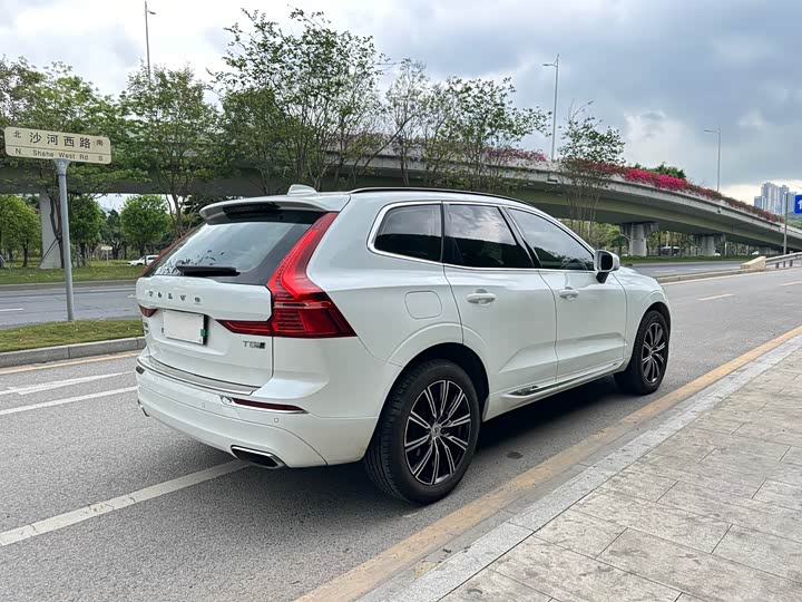 Volvo XC60 2020 T 5 4 WD — фото 6