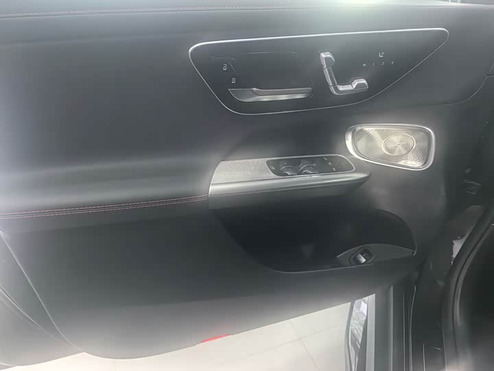 Mercedes-Benz GLC 2026 AMG GLC 43 4 MATIC — фото 7