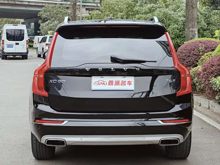 Volvo XC90 2018 T 5 — фото 4