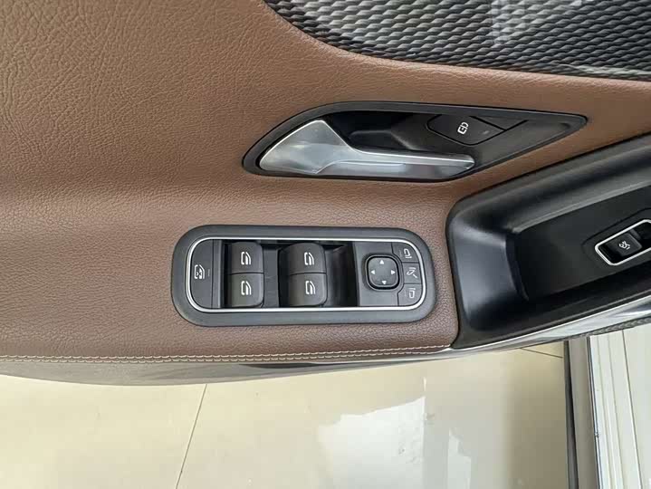 Mercedes-Benz A-Class 2019 A 200 L — фото 10