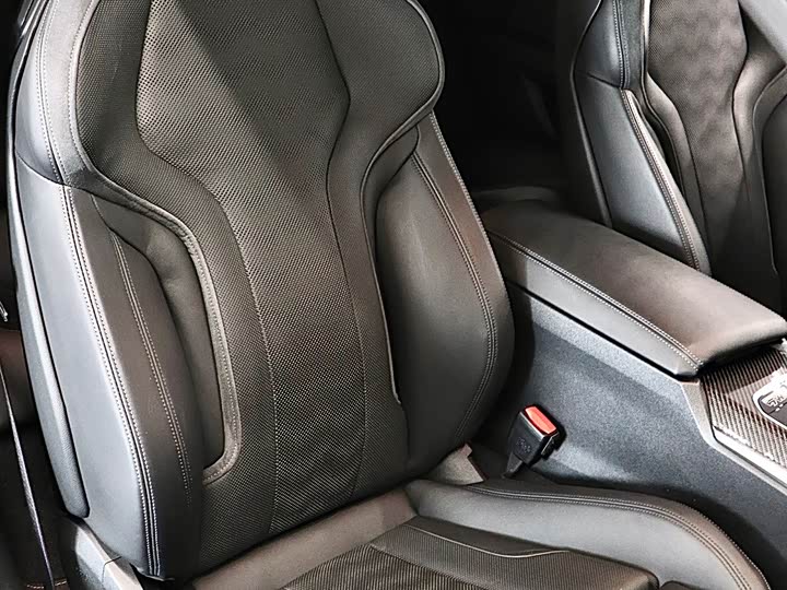 BMW M4 2021 M 4 M x Drive — фото 14