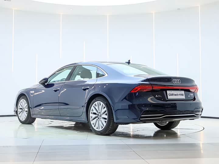 Audi A7L 2024 45 TFSI S-line — фото 4