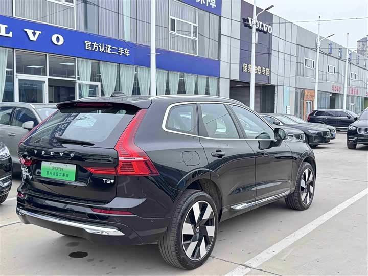 Volvo XC60 Hybrid 2025 Hybrid 4 WD — фото 5
