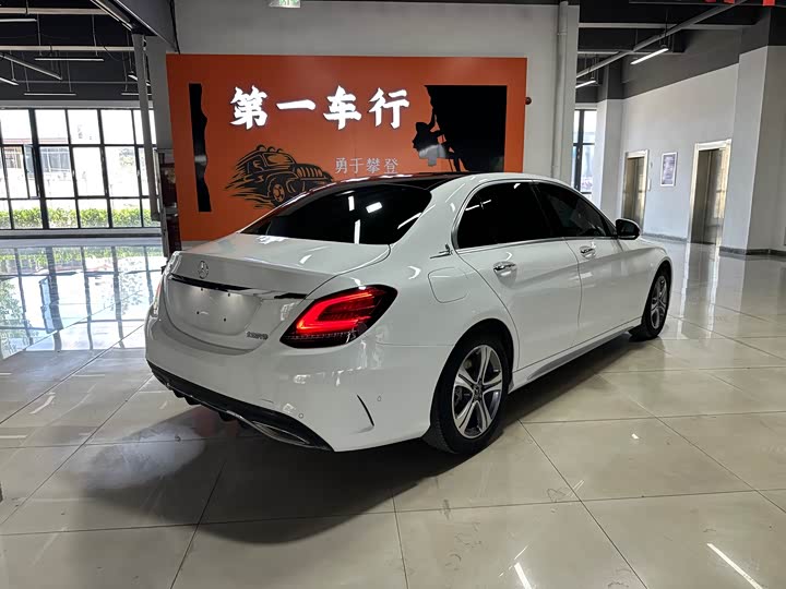 Mercedes-Benz C-Class 2021 C 260 L — фото 3