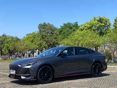 Changan UNI-V 2022 1.5 T — фото 25