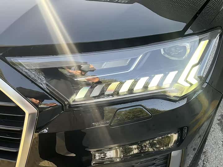 Audi Q7 2023 45 TFSI quattro S line Sport — фото 14