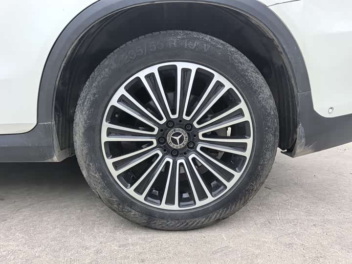 Mercedes-Benz GLC 260 4MATIC динамик — фото 5