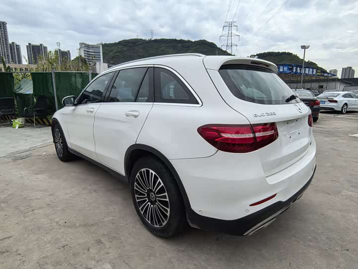 Mercedes-Benz GLC 260 4MATIC динамик — фото 7