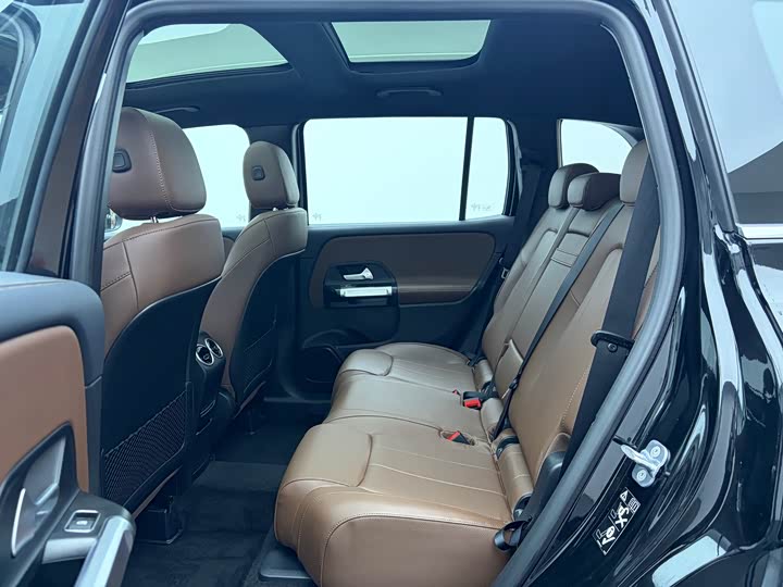 Mercedes-Benz GLB 2024 GLB 200 — фото 8