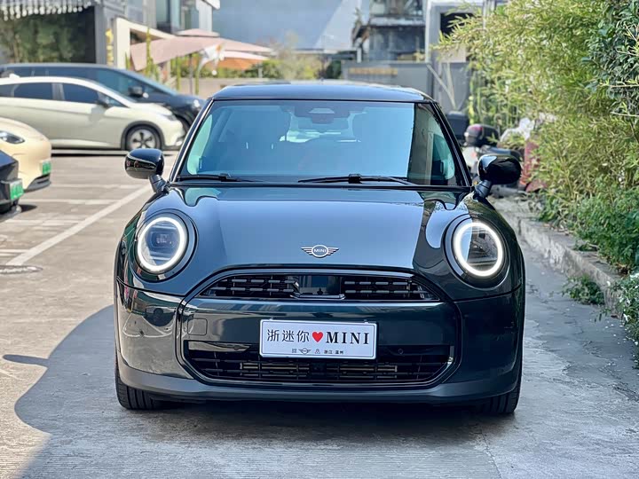 MINI Hatch — фото 2
