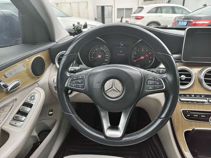 Mercedes-Benz C-Class C 200 L — фото 16