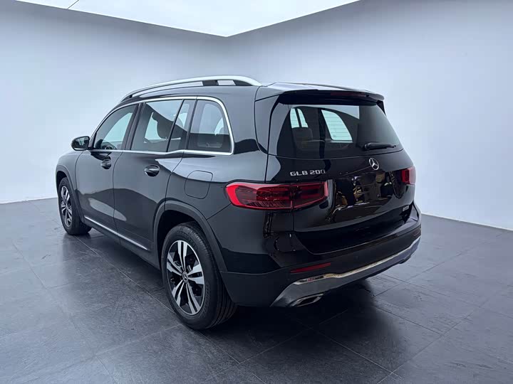 Mercedes-Benz GLB 2024 GLB 200 — фото 6