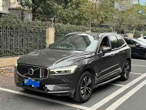 Volvo XC60 2018 T 5 4 WD — фото 11
