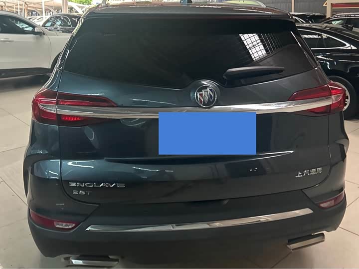 Buick Enclave — фото 15