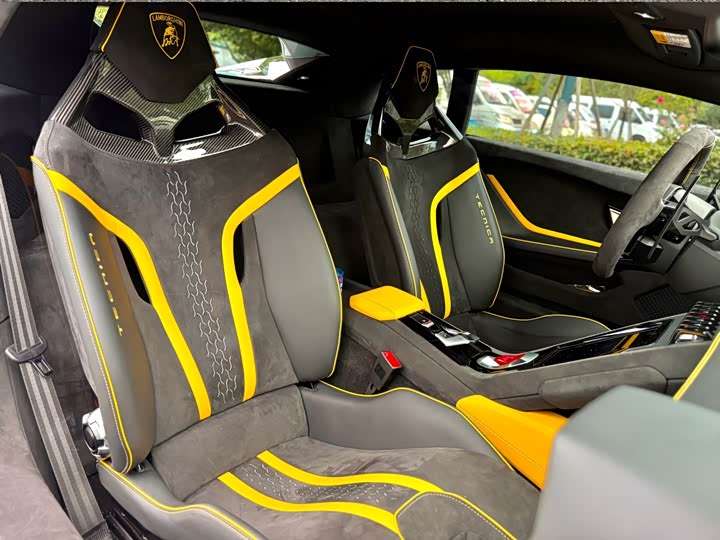 Lamborghini Huracán 2023 Huracán Tecnica — фото 5