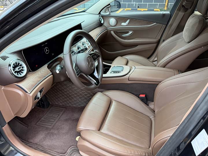 Mercedes-Benz E-Class 2022 E 260 L — фото 7