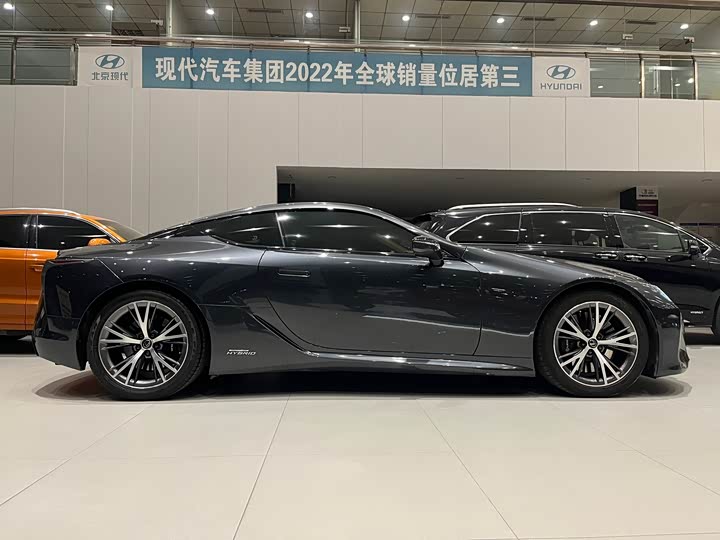 Lexus LC 2019 500h V — фото 12