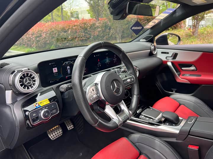 Mercedes-Benz A-Class 2020 AMG A 35 4 MATIC — фото 9