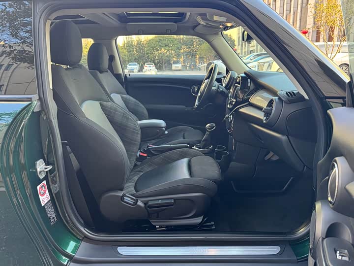 MINI Hatch — фото 13