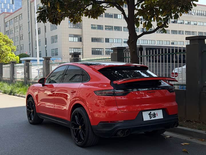 Porsche Cayenne 2019 Cayenne Coupé 3.0 T — фото 4