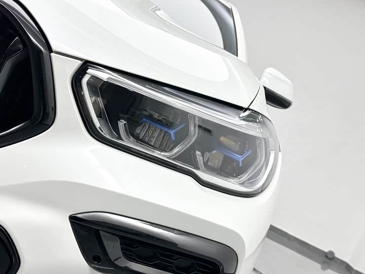 BMW X6 2022 x Drive 40i M — фото 20