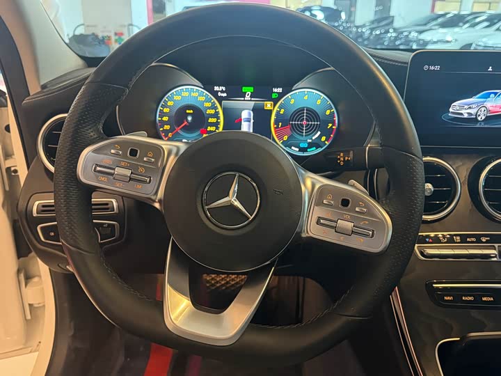 Mercedes-Benz C-Class C 260 спорт — фото 5