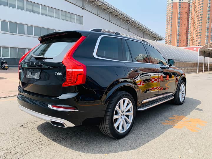 Volvo XC90 2018 T 6 7 — фото 12