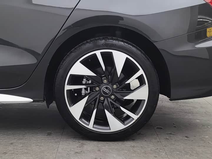 Audi A3 2024 A 3 L Limousine 35 TFSI Sport — фото 28