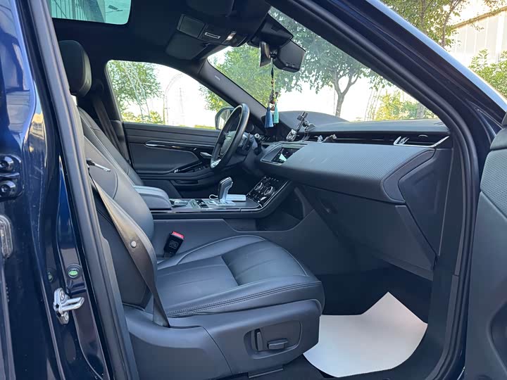 Land Rover Range Rover Evoque — фото 16
