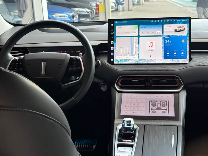 Wey DHT-PHEV 2022 1.5 T 4 WD — фото 16