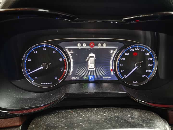 Trumpchi GS8 2017 320 T 2 WD ( ) — фото 16