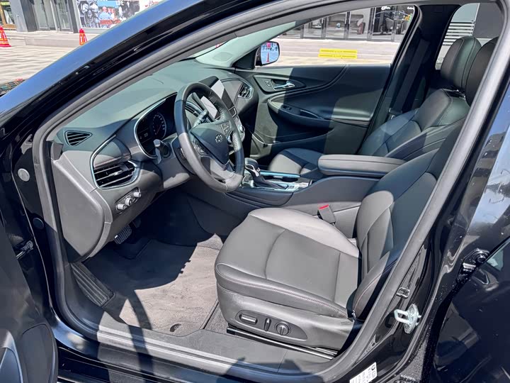 Chevrolet XL 2023 Redline 2.0 T — фото 4