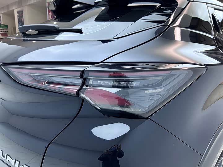 Changan UNI-T 2020 1.5 T Flagship — фото 23