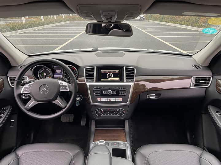 Mercedes-Benz M-Class 2014 ML 350 CDI 4 MATIC — фото 6