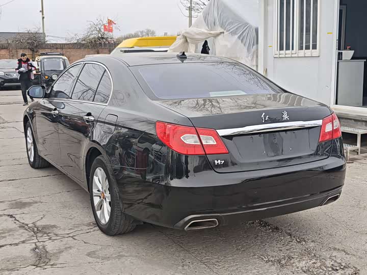 Hongqi H7 2015 2.0 T Premium — фото 4