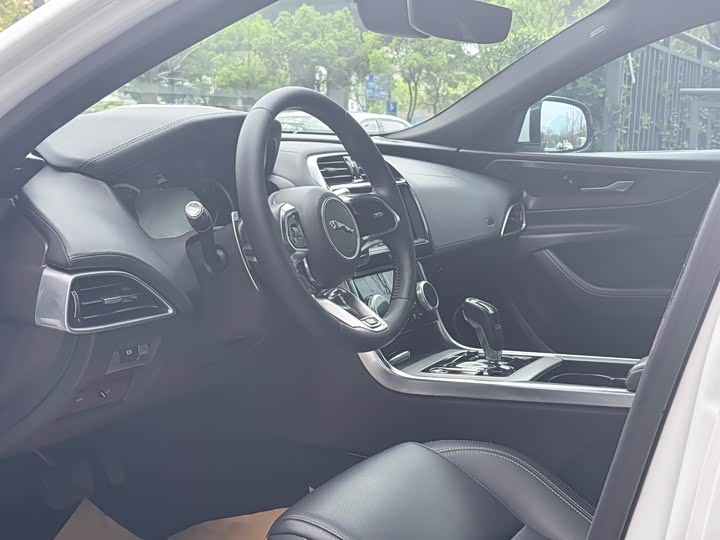 Jaguar XEL 2020 2.0 T 200 PS S — фото 11