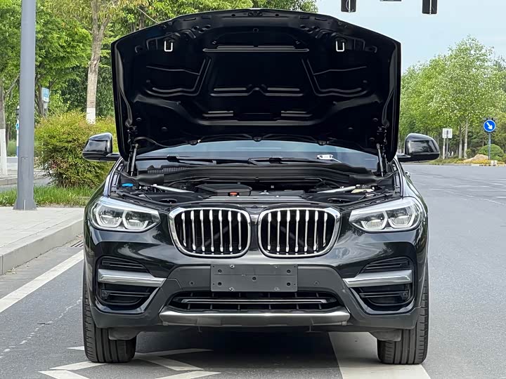 BMW X3 2019 x Drive 28i — фото 12