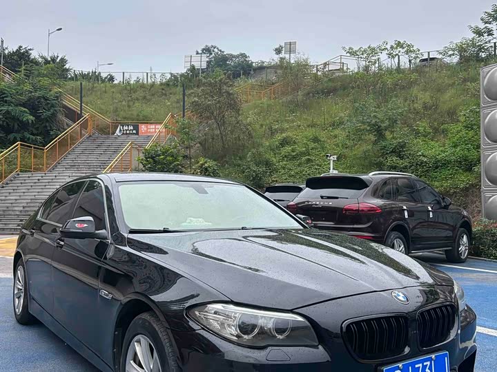 BMW 5-Series 2017 520 Li
