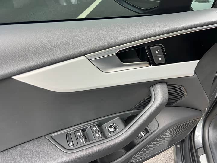 Audi A5 2024 Sportback 40 TFSI quattro — фото 6