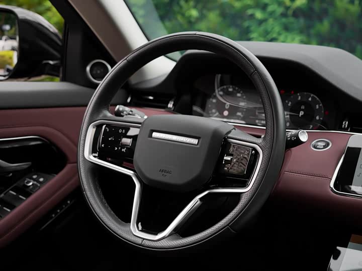 Land Rover Range Rover Evoque — фото 34