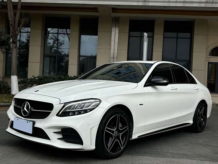 Mercedes-Benz C-Class — фото 1