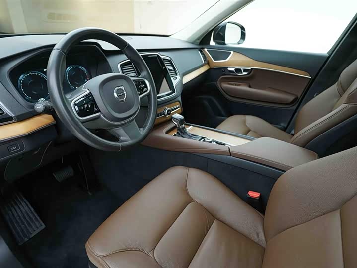 Volvo XC90 2020 T 6 7 — фото 10