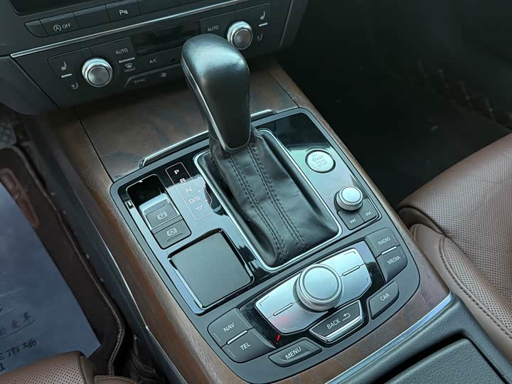 Audi A6L 2016 50 TFSI quattro — фото 18