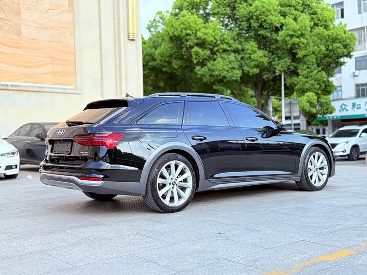 Audi A6 2023 allroad quattro 55 TFSI — фото 4