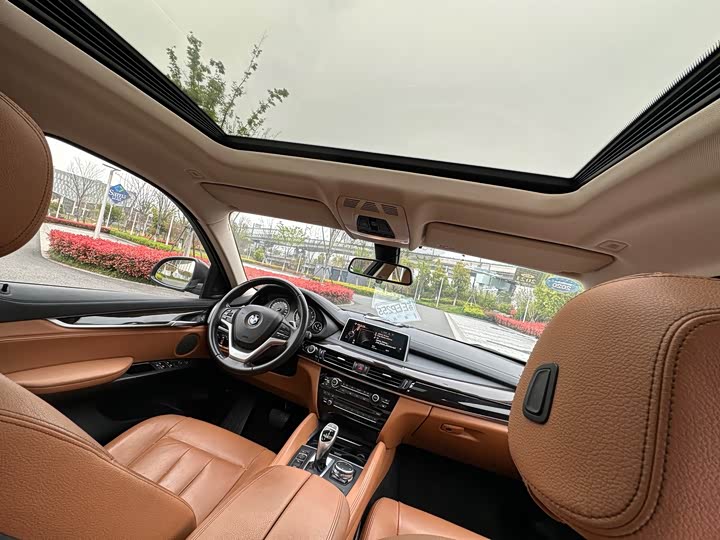 BMW X6 2015 x Drive 35i Luxury — фото 11